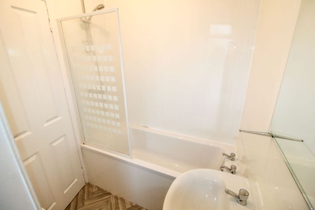 Flat for sale in Cowpen Road, Blyth