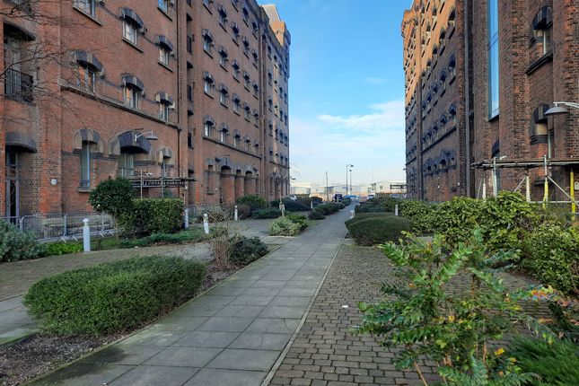 Apartment 179, East Float Quay, Dock Road, Birkenhead photo 2