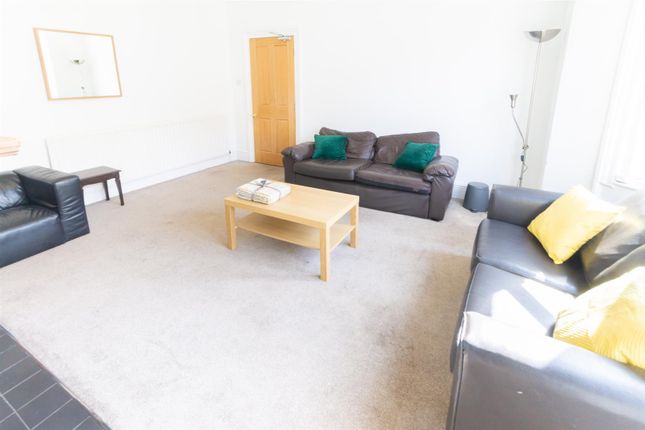 Cavendish Place, Newcastle Upon Tyne photo 2