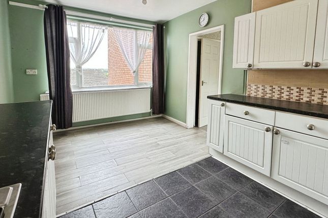 4, Chilcombe Close, Leicester photo 4
