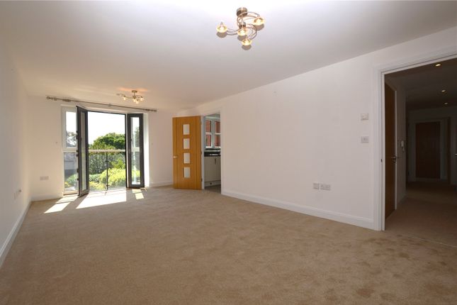 Flat 20, Caesars Place,, Ockford Road, Surrey photo 3