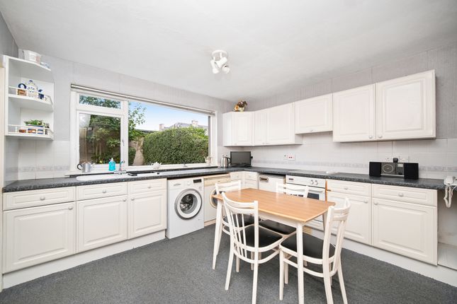 27, Stoneybank Place, Musselburgh photo 4