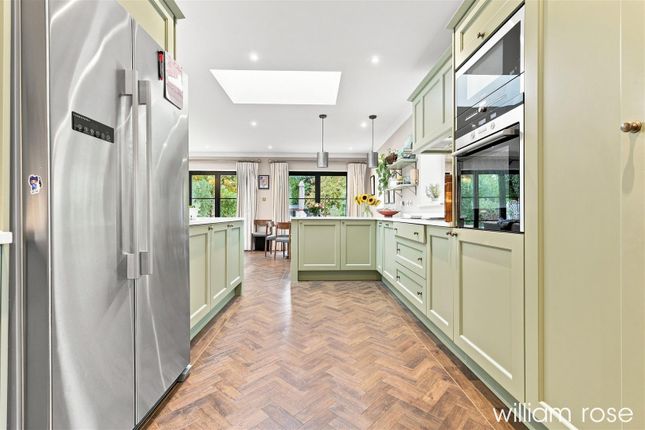 19, Princes Avenue, Woodford Green photo 4