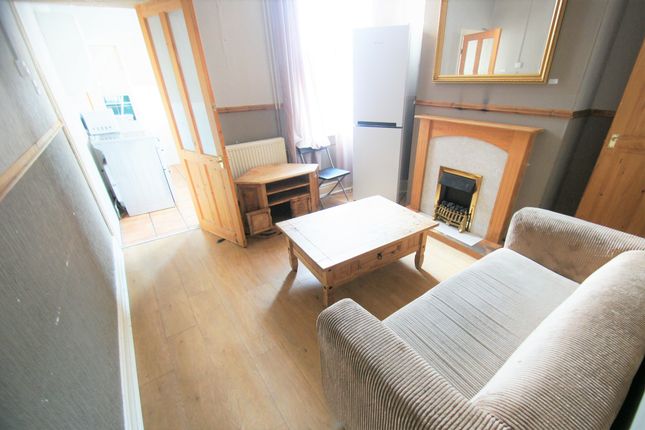 51, Hollis Road, Coventry photo 2
