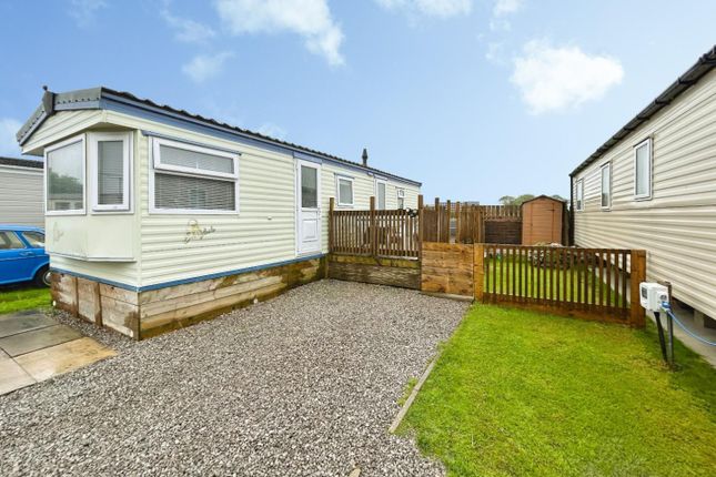 1-bed caravan on Caravan 17, Pinemoor Caravan Park, Burley Bank Road, Killinghall, £35,000