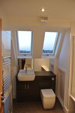 6 Duchess Apartments, Queens Road, Welling photo 3