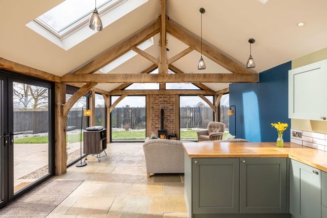 Oak Tree Cottage, Moor Lane, York photo 2