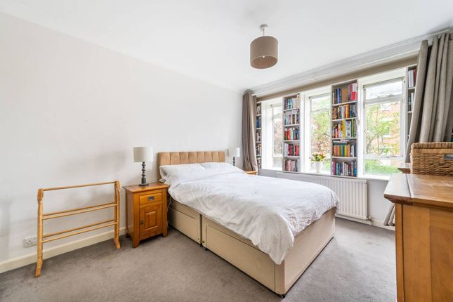 Flat for sale in Mapesbury Road, Mapesbury Estate, London