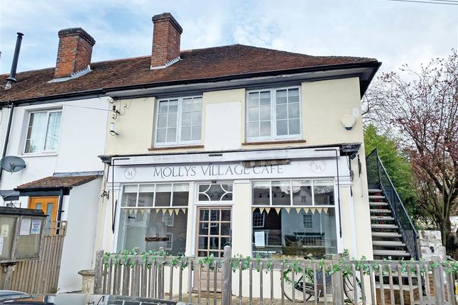 Thumbnail Commercial property for sale in Bath Road, Woolhampton, Reading