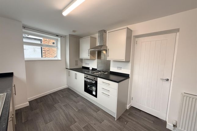 10, Fieldway, Nottingham photo 4