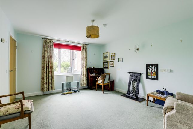Flat for sale in The Firs, Sherwood, Nottinghamshire