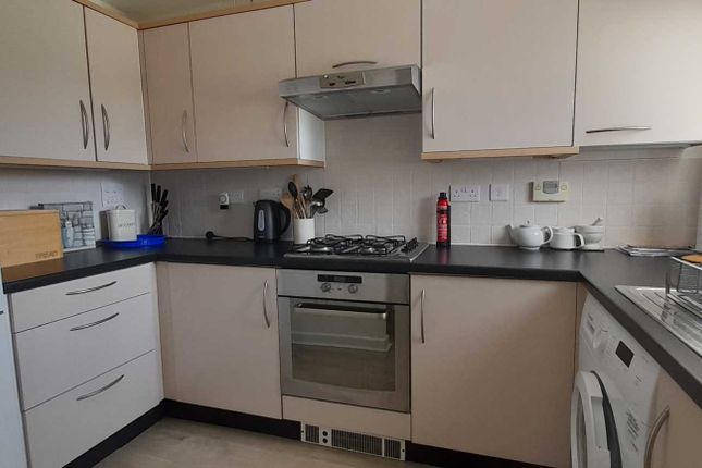 Middleton Close, Chichester photo 2