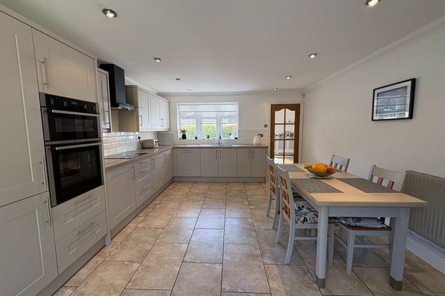 8, Colbern Close, Maghull photo 3