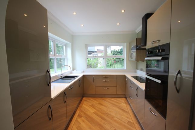 23, Andrew Lane, Eagley, Bolton, Greater Manchester, . photo 4