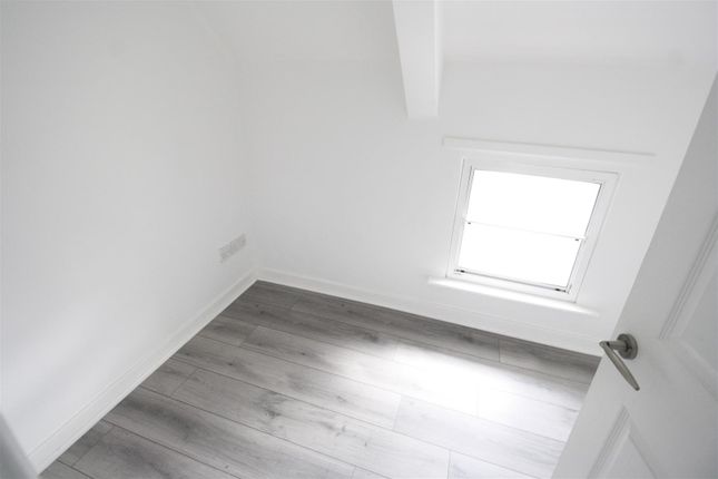 Flat to rent in White Lion, Cowbridge Road West, Cardiff