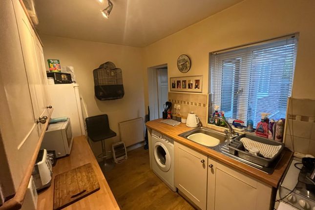 30, Collin Street, Uttoxeter photo 3