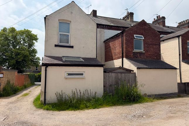 Flat 3, 2, The Avenue, Harrogate photo 4
