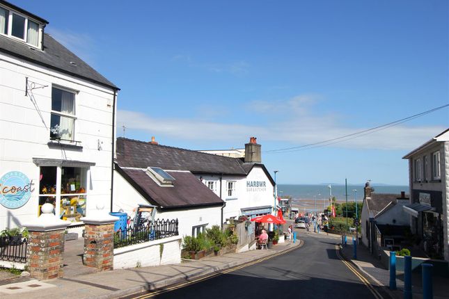 Thumbnail Flat for sale in High Street, Saundersfoot