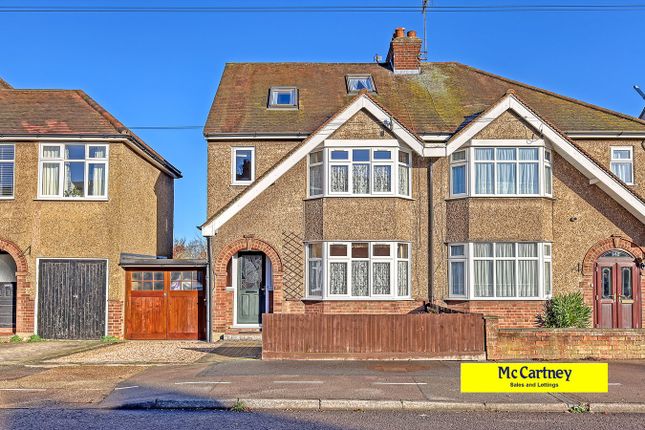 Semi-detached house for sale in Moulsham Drive, Chelmsford