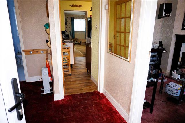 Cross Hands Road, GORSLAS, Llanelli photo 3
