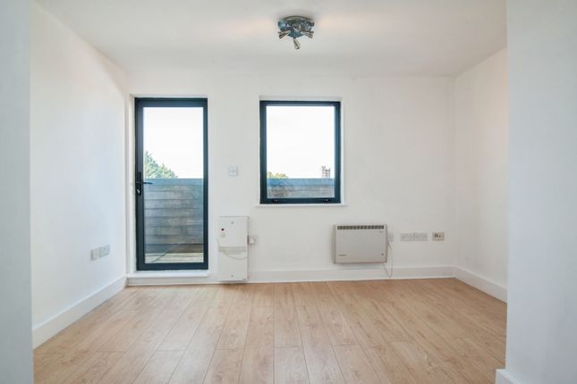 39, Cardiff photo 2