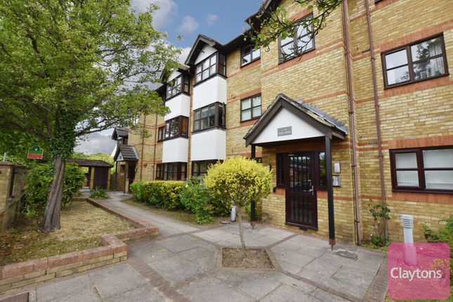 Flat for sale in Park Lodge, St. Albans Road, Garston Watford
