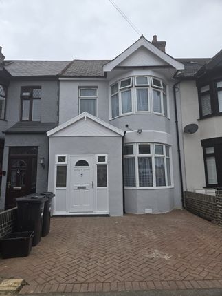 New 4 Bedroom House To Rent