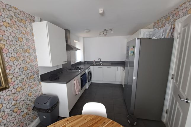7, Firecrest, Peterborough photo 2
