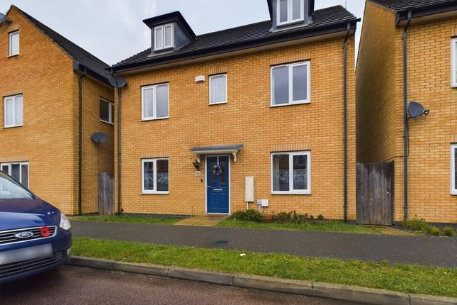 Town house for sale in Woodward Drive, Peterborough