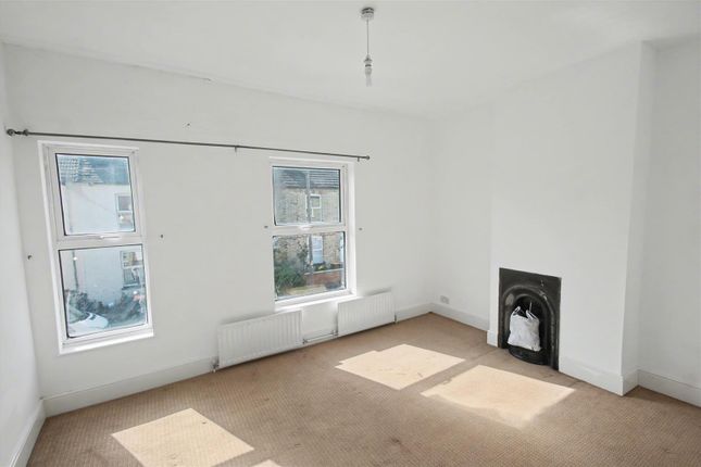 36, St. Leonards Street, Bedford photo 2
