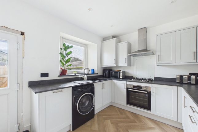 9, Hill Park Terrace, Paignton photo 3