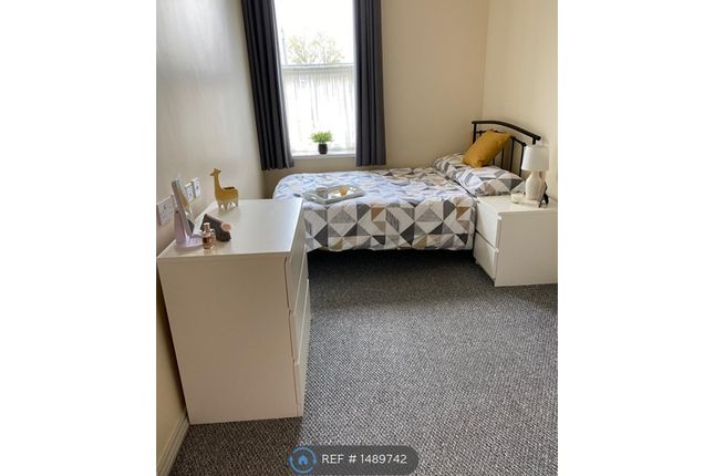 Room to rent in Prospect Road, Ossett