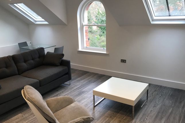 Flat 8 Grove Villas, 82, Cardigan Road, Leeds photo 5