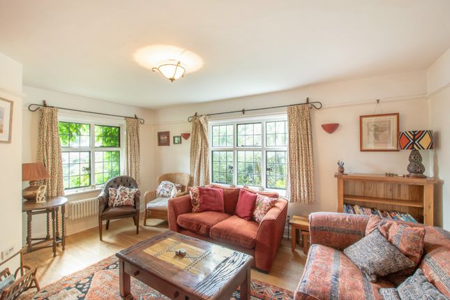 Stoneyhurst, 8, College Hill, Surrey photo 3