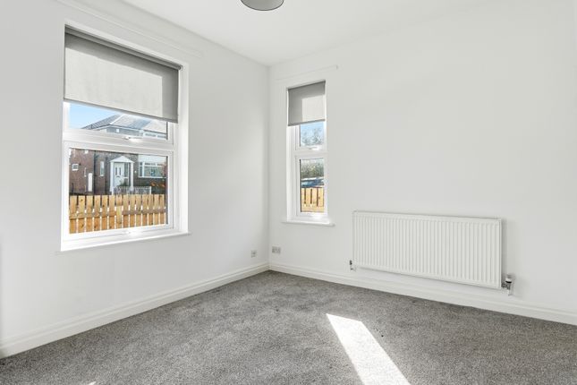 61, Leeds Road, Leeds photo 4