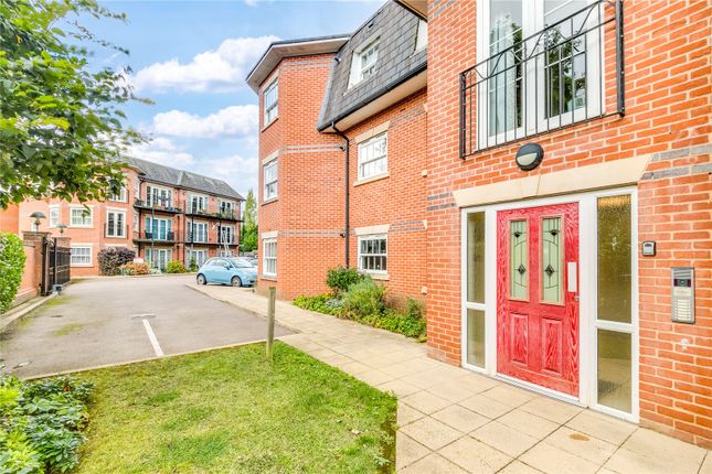 Thumbnail Flat for sale in Robert Ellis Court, St Martins Road, Knebworth, Hertfordshire