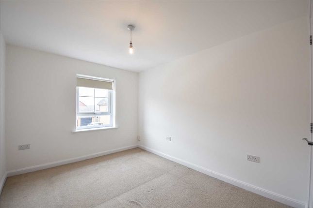 12, Mercury Road, Wellingborough photo 5