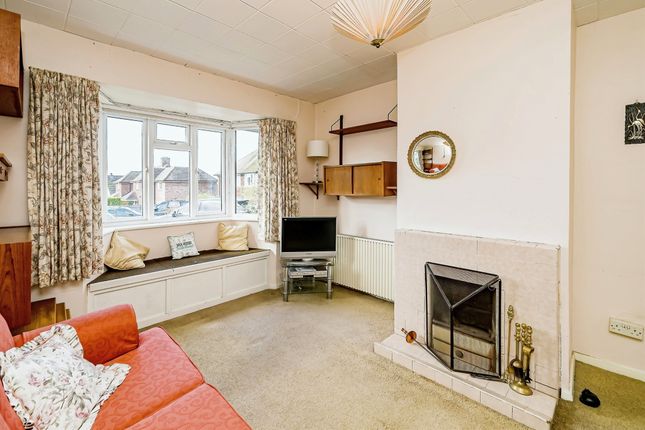 Bungalow for sale in Elm Close, Butlers Cross, Aylesbury