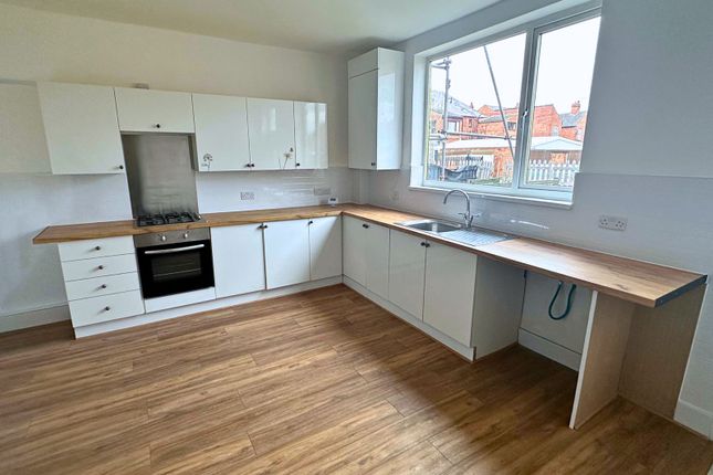 7 Chapel Street, Thurnscoe, Rotherham photo 5