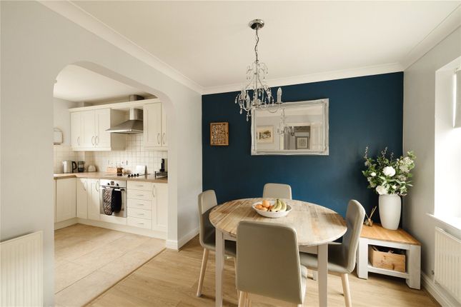 22, Birch Drive, Burford photo 4