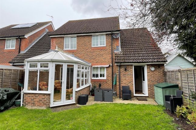 Link-detached house for sale in Two Rivers Way, Newbury