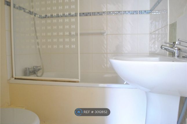Upper Grosvenor Road, Flat, Tunbridge Wells photo 5