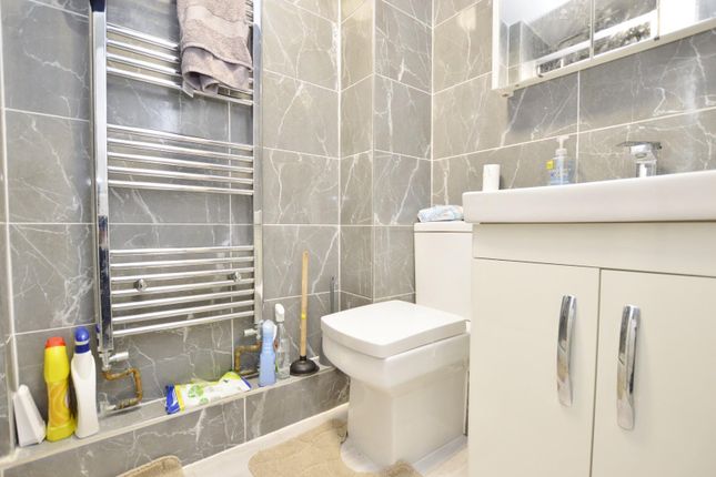 Terraced house to rent in Garvary Road, Canning Town, London