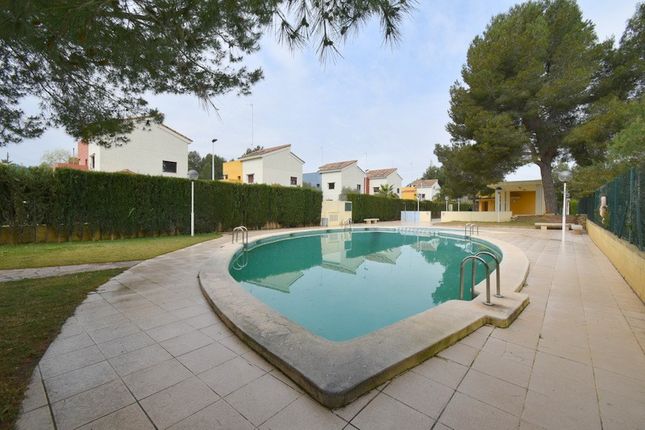 Villa for sale in 46190 Riba-Roja De Túria, Valencia, Spain