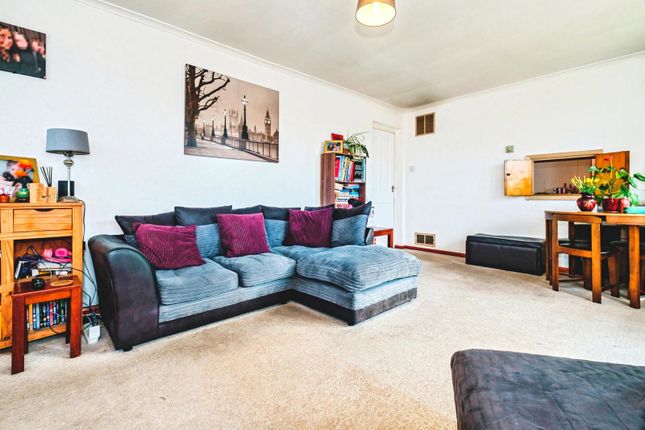 Flat 21, Aston House,, Freehold Street, West Sussex photo 4