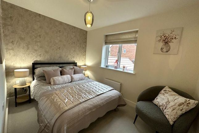 The Oakley- Kirby Woodlands, Priors Hall Park photo 4