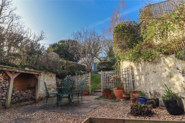 Cob Cottage, 33, High Street, Andover photo 2