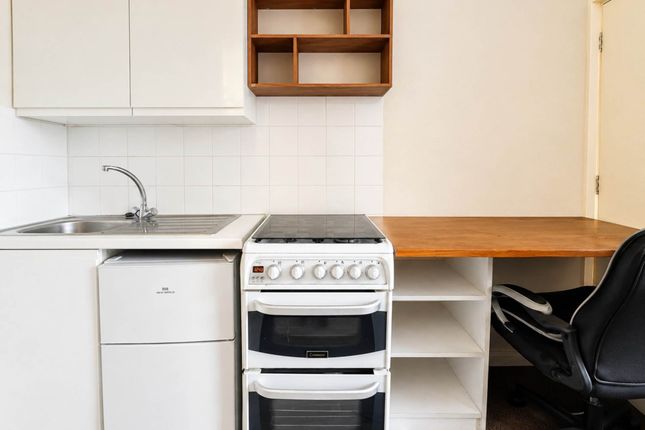Flat 5, High Town Road, Luton photo 5