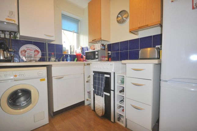 37, The Lawns, Hemel Hempstead photo 4