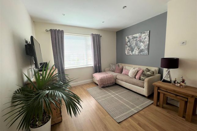 14, Gascoigne Way, Billericay photo 2